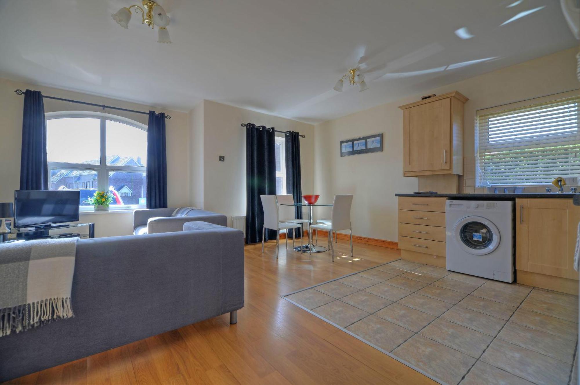 Millstone Park Apartment ポーツチュワート エクステリア 写真