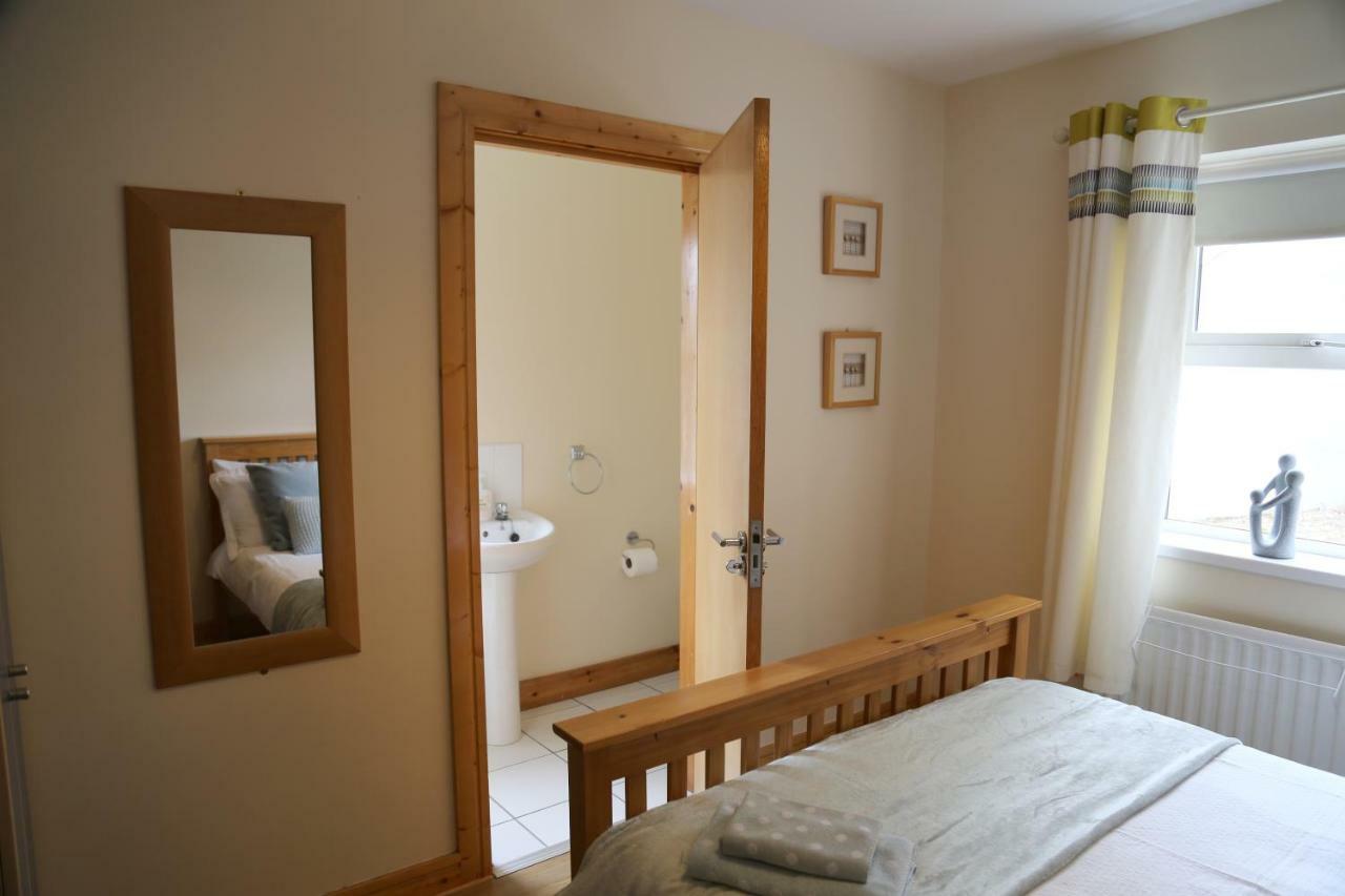 Millstone Park Apartment ポーツチュワート エクステリア 写真