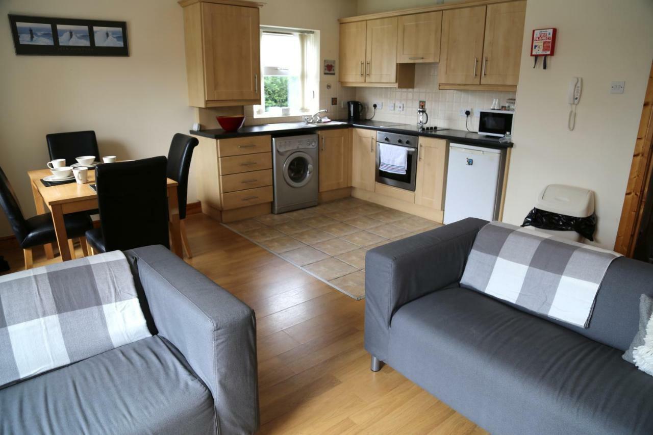 Millstone Park Apartment ポーツチュワート エクステリア 写真
